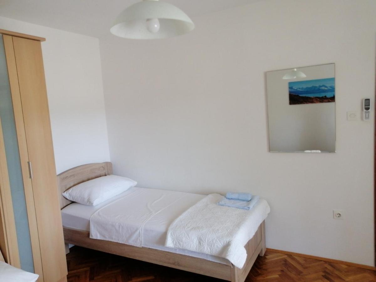 Holiday House Tunjarice Obrovac Exterior foto